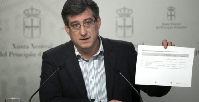 El exdiputado asturiano de UPyD, Ignacio Prendes, será el número dos de la lista autonómica de Ciudadanos.