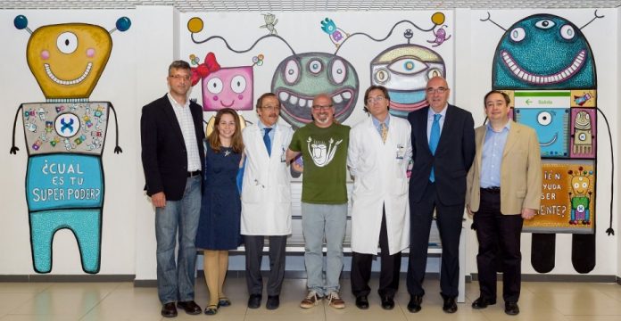 Presentación del proyecto GenXperT / MiRobotX en el Hospital La Paz (Madrid)