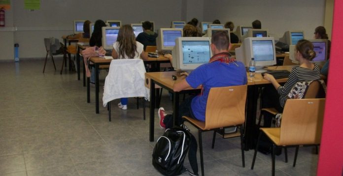 Mil institutos españoles someterán a sus alumnos de 15 años a las pruebas PISA.