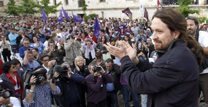 Iglesias, el miércoles en Zamora, donde recitó a Agustín García Calvo y cantó a Mercedes Sosa.