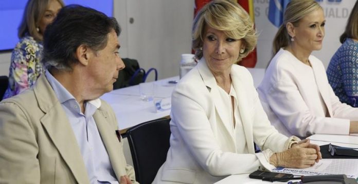 Esperanza Aguirre se marcha con criticas directas a Mariano Rajoy