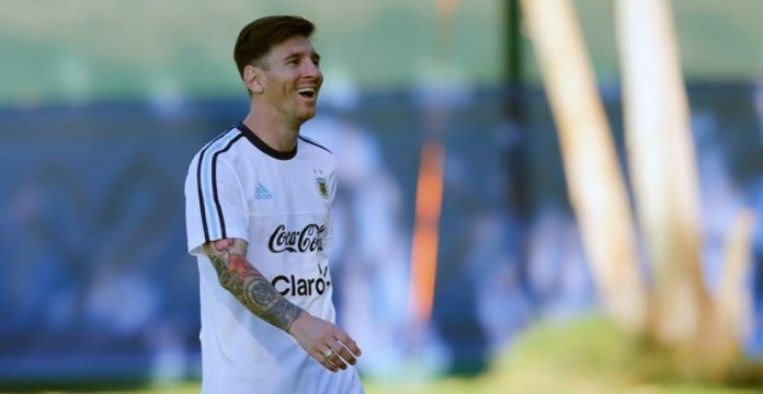 Lionel Messi, concentrado con su selección