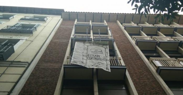 El nuevo edificio okupado ayer por el colectivo