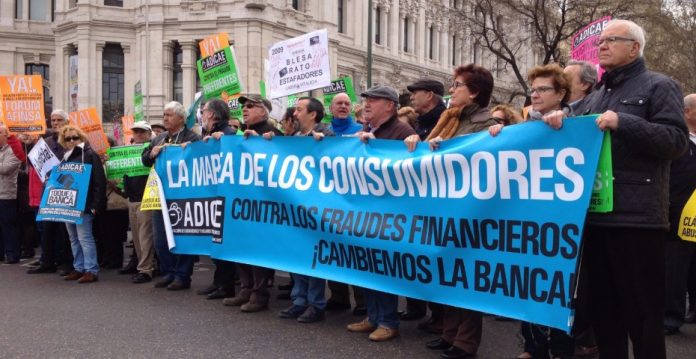 La macrodemanda de Adicae representa a 15.000 cientes y va contra 101 entidades financieras.