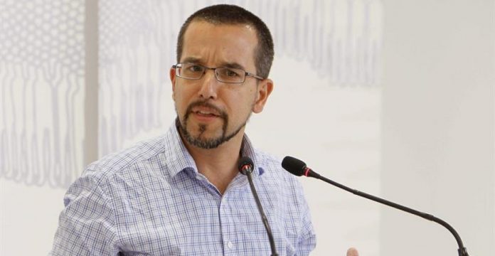 Sergio Pascual ha comparecido ante la prensa tras el Consejo de Coordinación de Podemos.