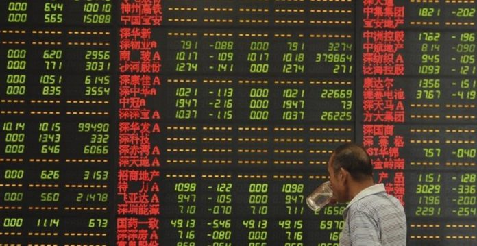 Factores: la inminente subida de tipos en EEUU, la ralentización de la economía china y la incertidumbre sobre las ayudas estatales