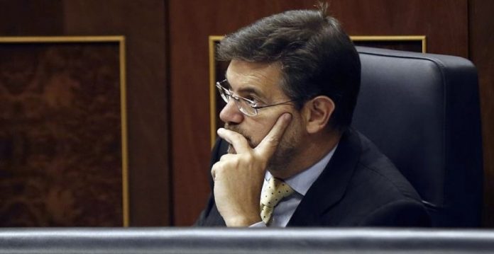 El ministro de Justicia, Rafael Catalá, durante el pleno del Congreso en fue aprobado el nuevo Código Penal sólo con los votos del PP