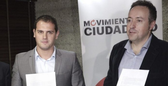 Rivera junto al eurodiputado Girauta, candidato de Ciudadanos al Congreso por Barcelona.