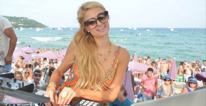 ¿Y si este año te vas de vacaciones con Paris Hilton?