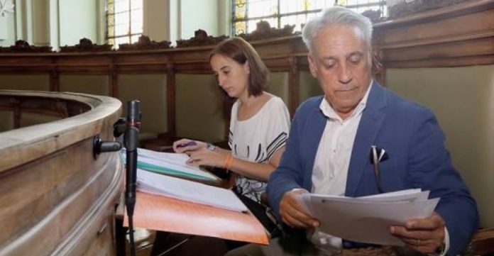 Jesús Presencio y Pilar Vicente en el ayuntamiento de Valladolid. 