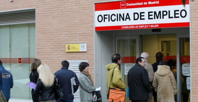 La tarifa consiste en una cotización de 100 euros durante 24 meses para cada nuevo contratado de manera indefinida.