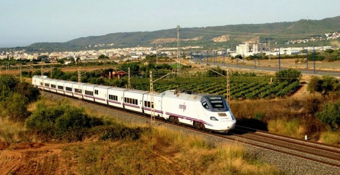 Las condiciones del alquiler de trenes al nuevo operador privado son uno de los puntos 