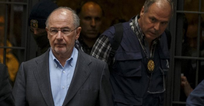 Rodrigo Rato, cuando era conducido al registro de su casa.