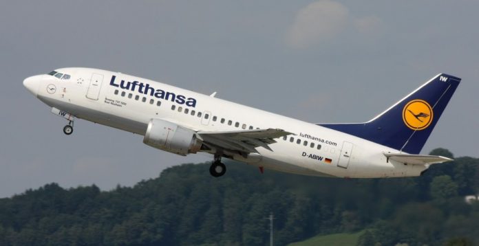 Ya en junio Lufthansa anunció la subida de precios por las reservas a través de terceros