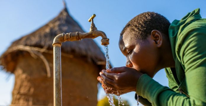 ¿En 2030 diremos adiós a los problemas con el agua, la malaria y los embarazos no deseados en África?