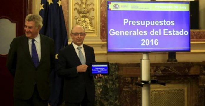 Montoro presenta los PGE a Posada