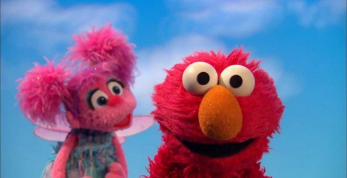 Elmo es uno de los protagonistas de Sesame Street que va a dejar la PBS.