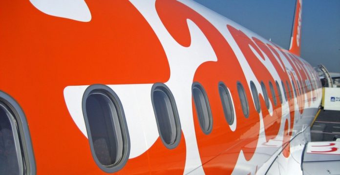 Avión de easyJet