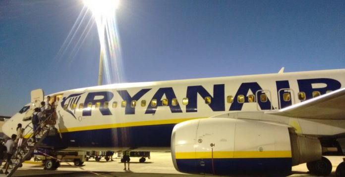 Ryanair se refuerza en Dublín tras la entrada de IAG en el capital de la irlandesa Aer Lingus. 