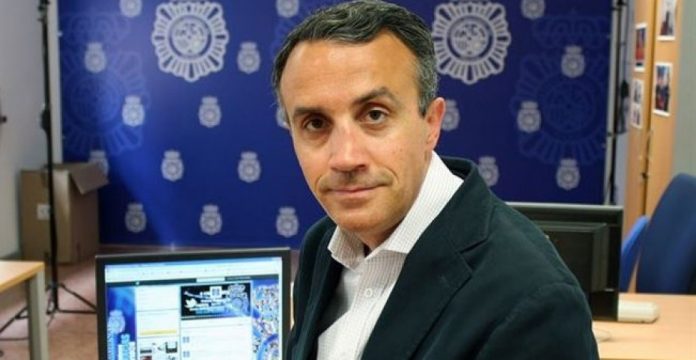 Carlos Fernández Guerra ha trabajado diez años con la Policía. 