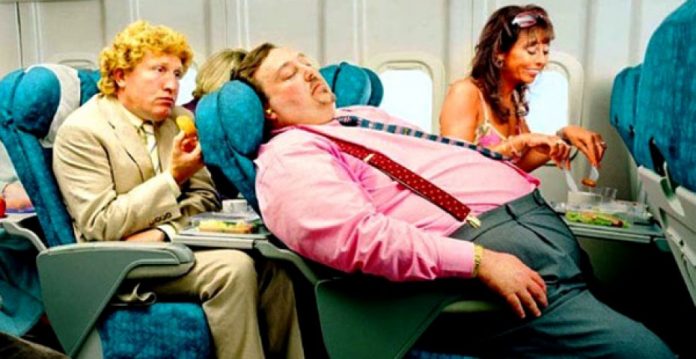 Más del 90% de los viajeros internacionales se oponen a los asientos reclinables