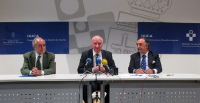 Blas Herrero (a la derecha) durante su presentación como presidente de la fundación Finba