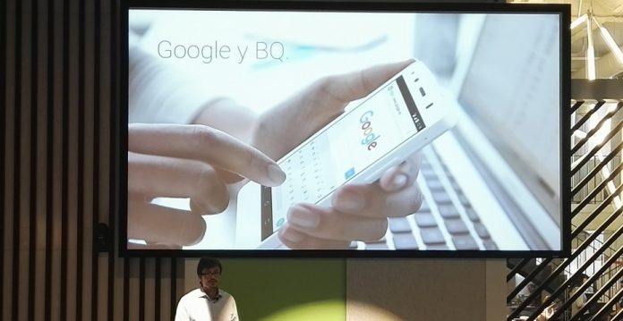 Alberto Méndez, CEO de BQ presenta el nuevo Aquaris A4.5 con Android One