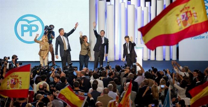 Nicolas Sarkozy, que arropó a Rajoy y Albiol, dio categoría de problema europeo al órdago secesionista