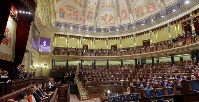 Diputados consultados por SABEMOS coinciden en señalar el escaso nivel de las respuestas parlamentarias.