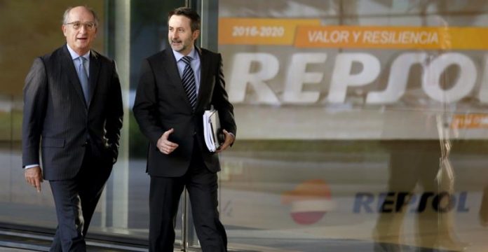 El presidente de Repsol, Antonio Brufau, y el consejero delegado, Josu Jon Imaz. 