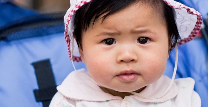 Una niña china en Pekín