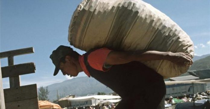 Uno de cada cinco trabajadores españoles tiene un trabajo precario. 