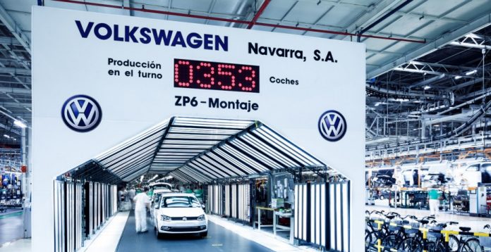 Volkswagen recortará sus inversiones en 1.000 millones de euros, hasta quedarse en 12.000 millones para el año que viene.