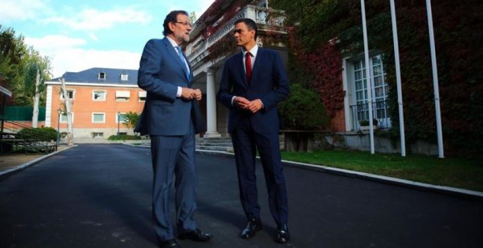 Rajoy y Sánchez durante su reciente encuentro en La Moncloa