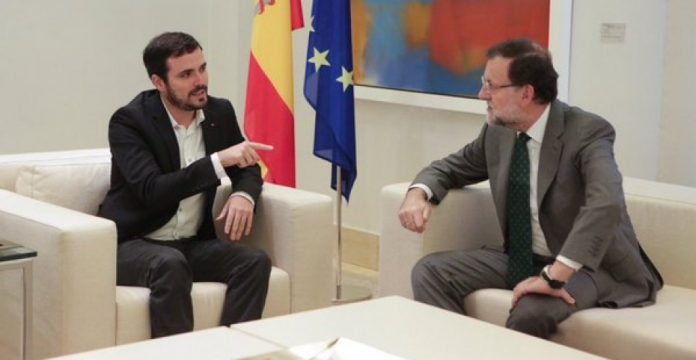 Garzón durante su encuentro con Rajoy