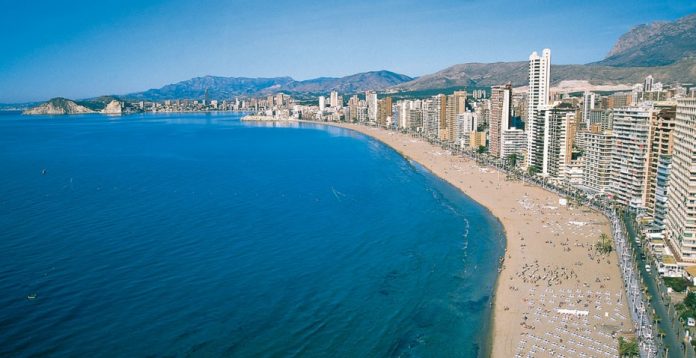 Pasar la Nochevieja en Benidorm sigue de moda