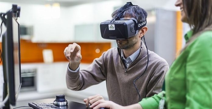 Leroy Merlin ya permite visualizar cocinas con un casco de realidad virtual