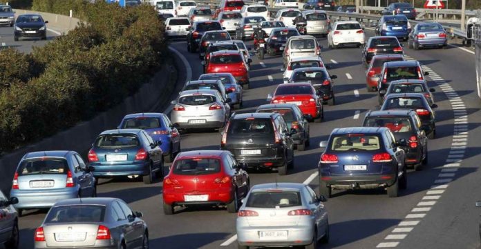 Coches a la carretera