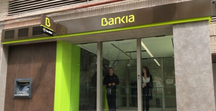 El TS obliga a Bankia a devolver lo invertido en acciones por engañar en la salida a Bolsa