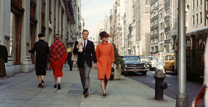 Paul Varjack y Holly Golightly, viajeros de su propia ciudad.