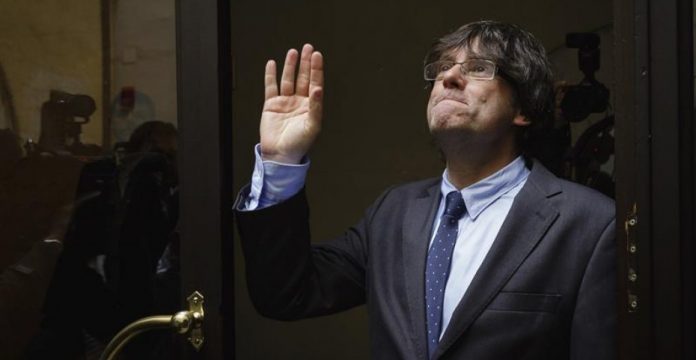 Buen sueldo de Puigdemont