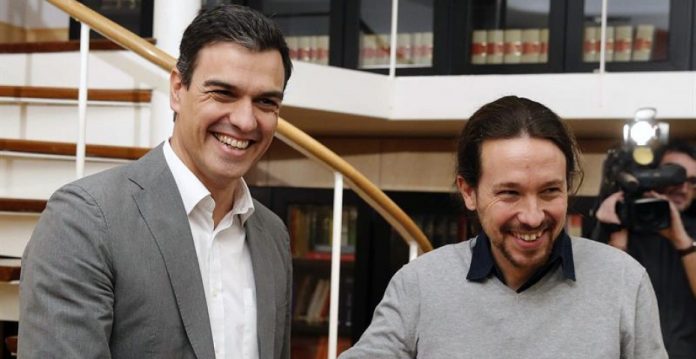 Sánchez e Iglesias se han reunido este viernes en el Congreso.