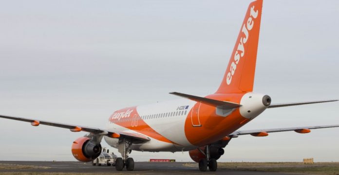 Avión de easyJet