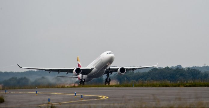 Un airbus despegando