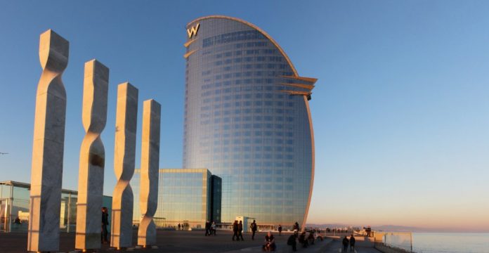 El hotel W de Barcelona, uno de los que gestiona Starwood en España. 