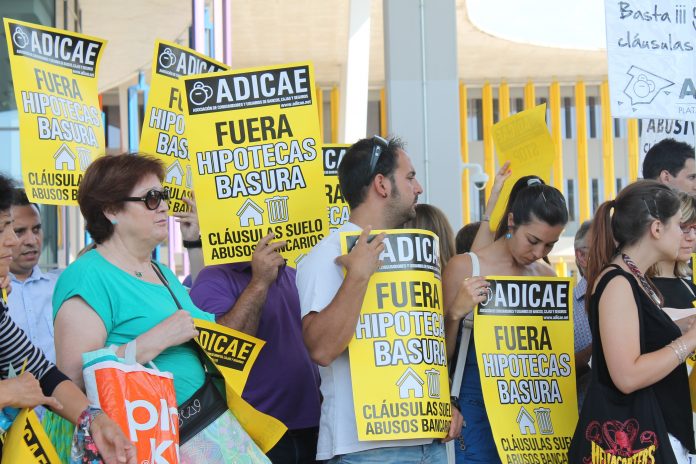 adicae protesta cláusula